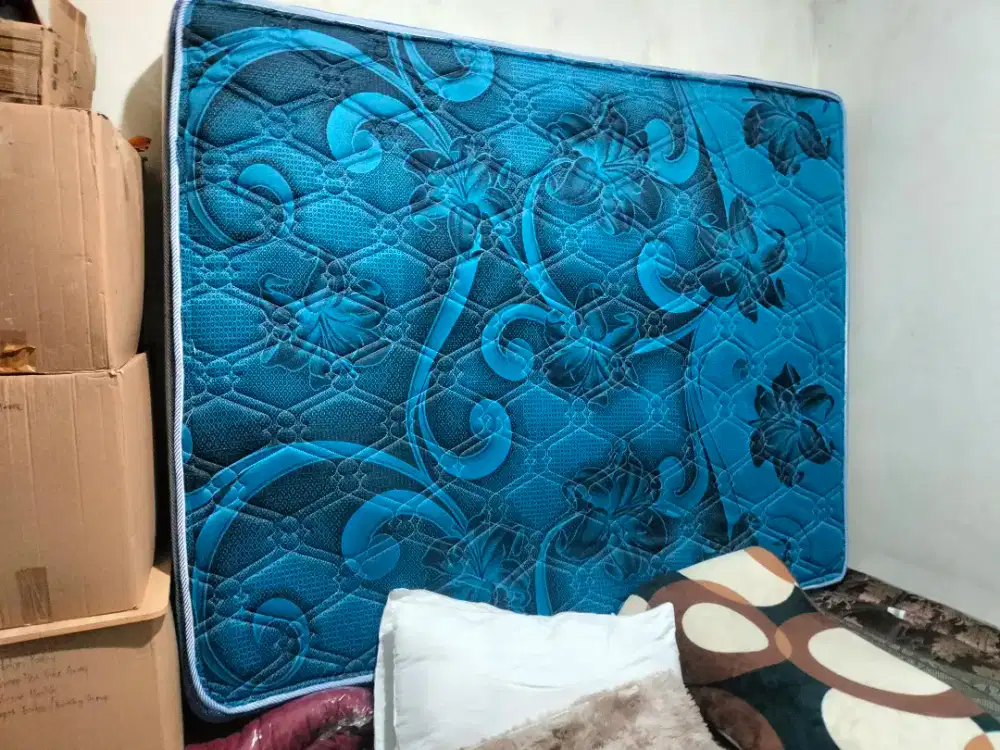 Kasur Spring Bed 1 tahun pakai
