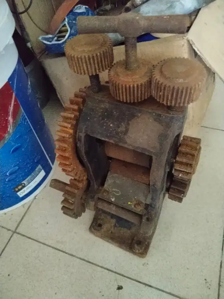 besi tua jadul kuno bekas