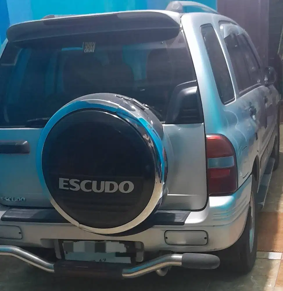Dijual Mobil Escudo 1.6