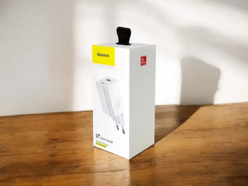 Adapter Charger Basesus 24Watt Qualcomm 3.0 Compatible For iPhone