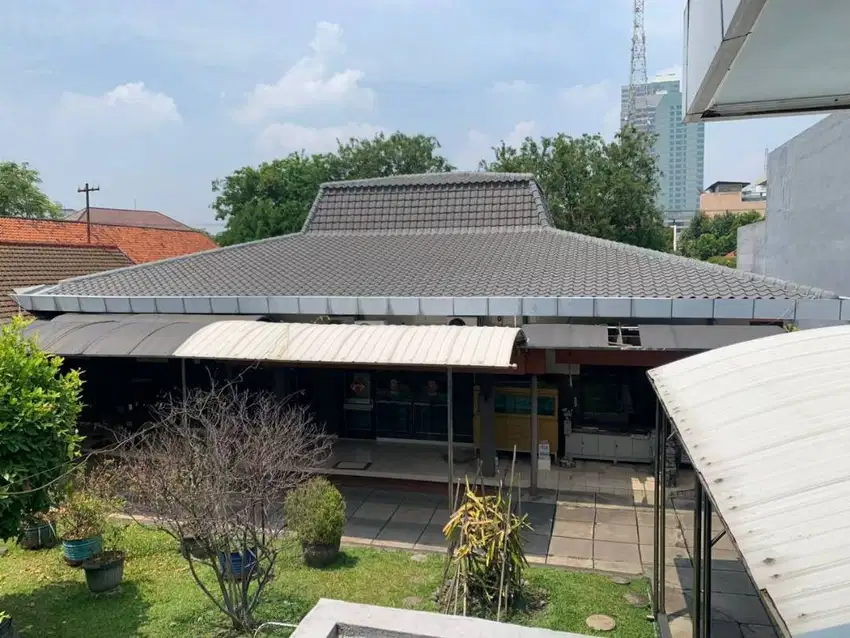 DISEWAKAN RUMAH JALAN EMBONG KEMIRI