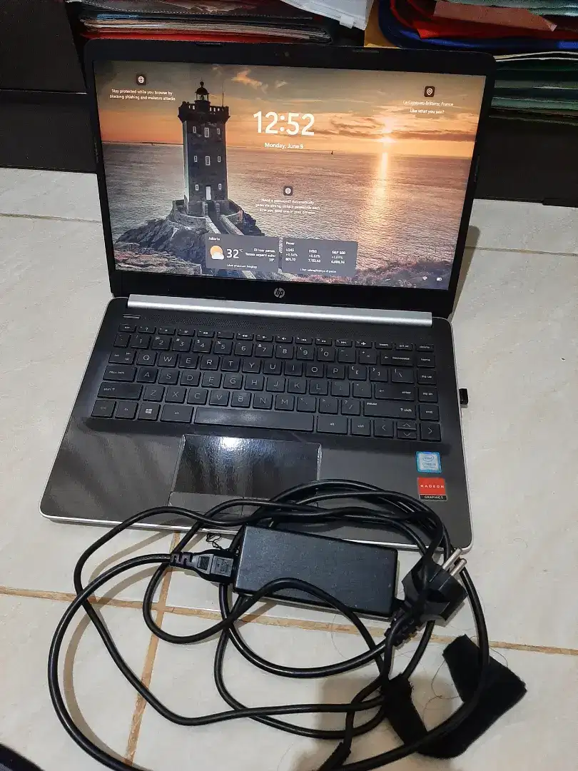 Jual BU Laptop HP Model 14s-cf0044TX 8/512