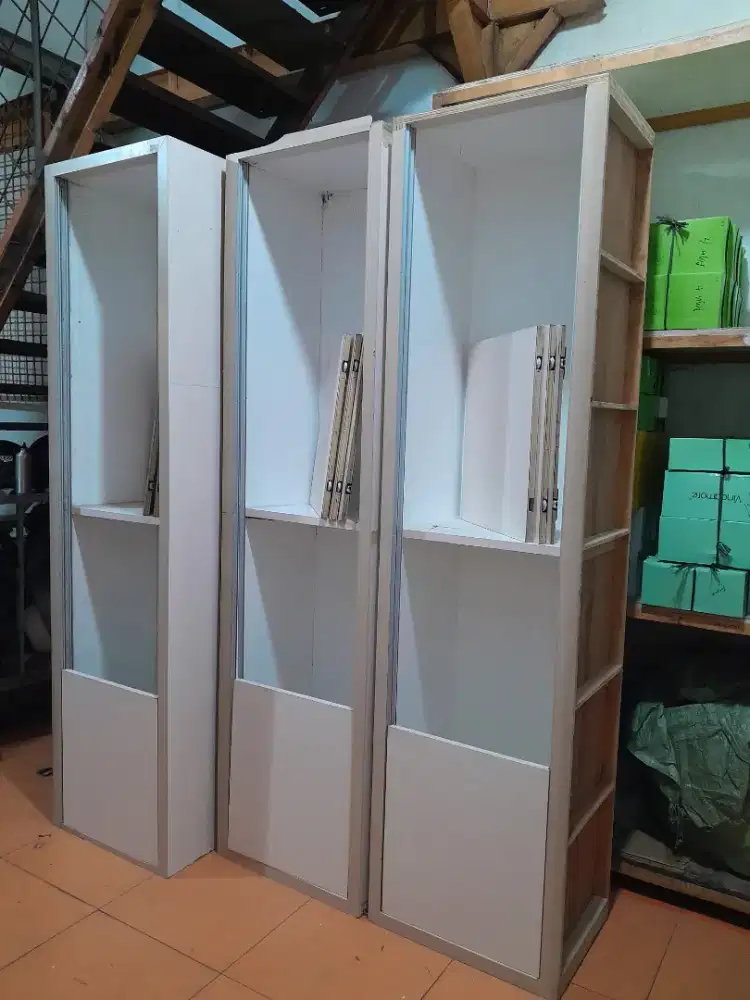 3 Rak perabot pajangan