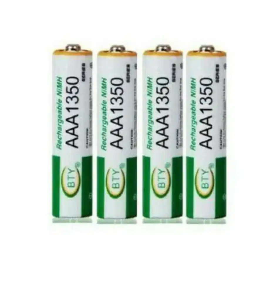 1 batrai remot AAA bisa di cas