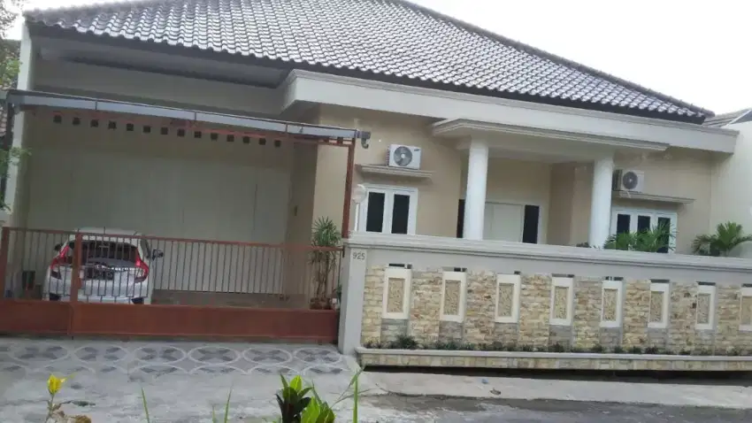 Murah di jual rumah mewah candi kalasan manyaran semarang barat