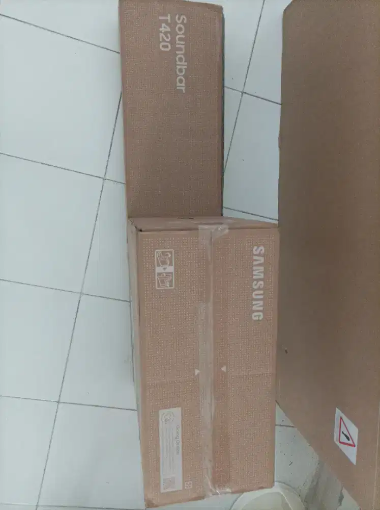 Samsung Soundbar sub woofer Bluetooth HDMI Garansi Resmi BARU