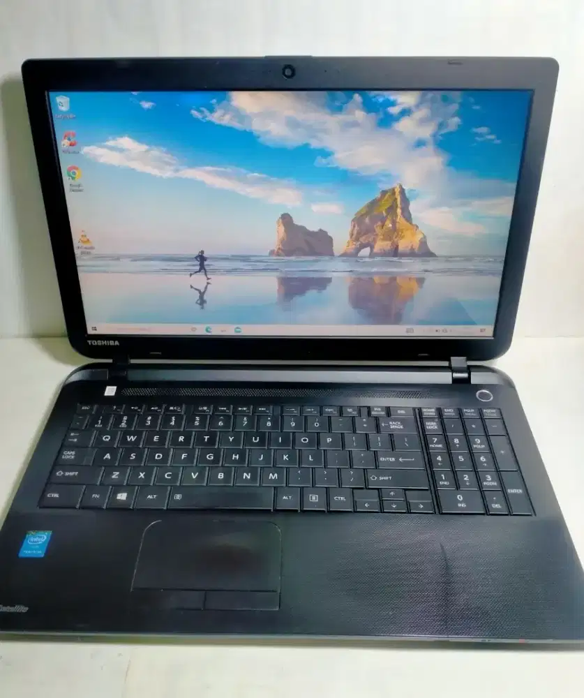 Laptop Toshiba Satellite C55
