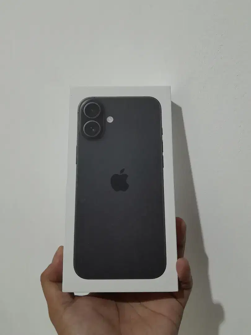 IPHONE 16 256 BLACK