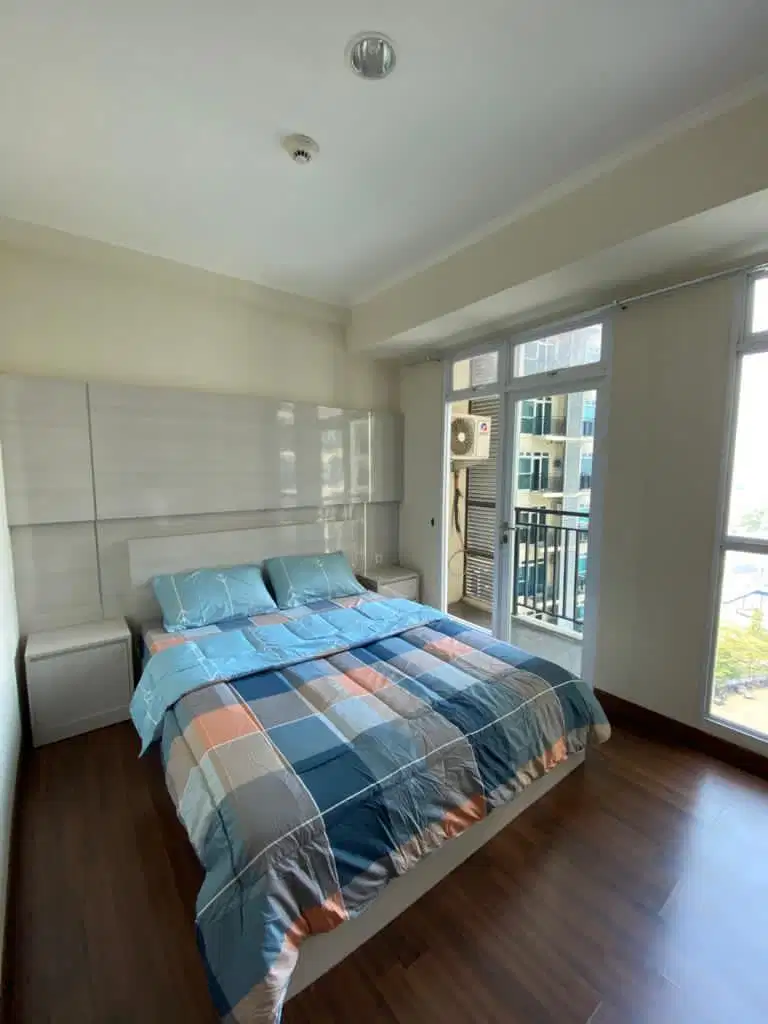 disewakan 1BR semi furnished Apt. Puri Orchard lt rendah view pool