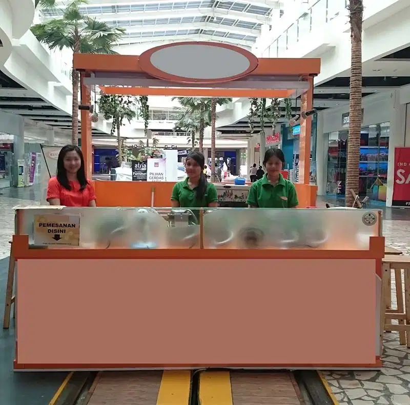 DIBUTUHKAN SEGERA Pramuniaga outlet jajanan