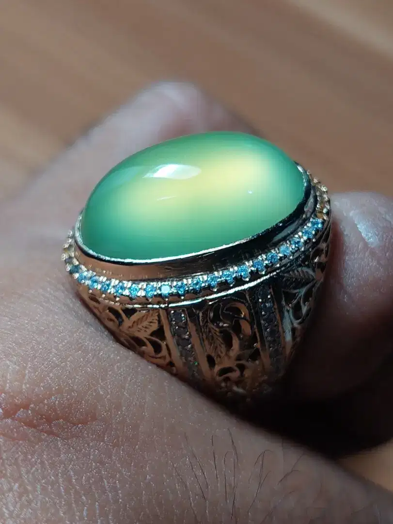 Batu Serpentine Green Apple Kristal Giwang