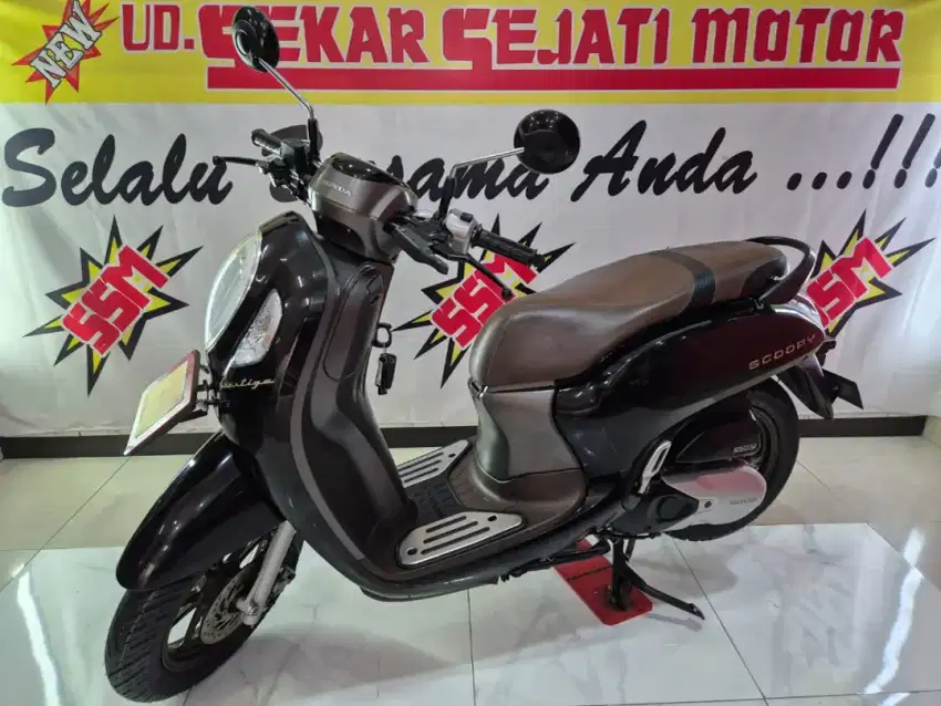 Scoopy prestige cbs keyless 2021 plat L