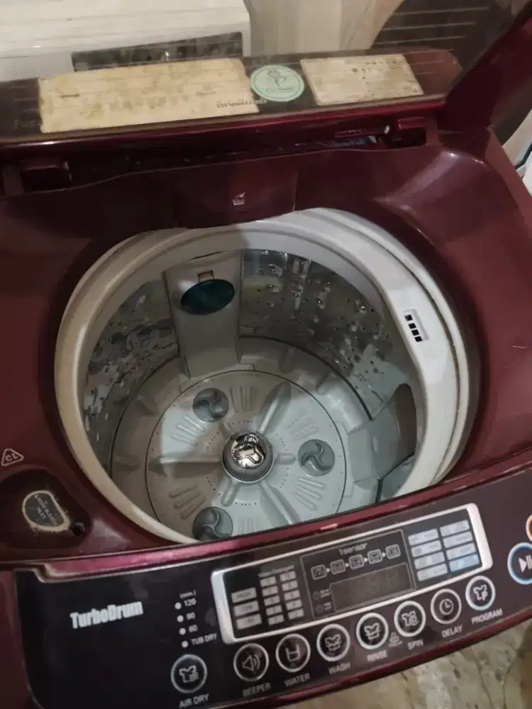 Mesin cuci minus rusak
