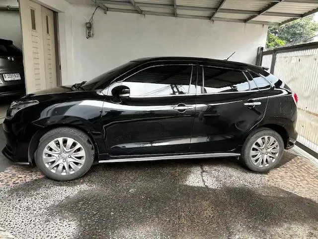 Suzuki BALENO 2019, Hitam -  Prima siap pakai, Mulus ex. wanita