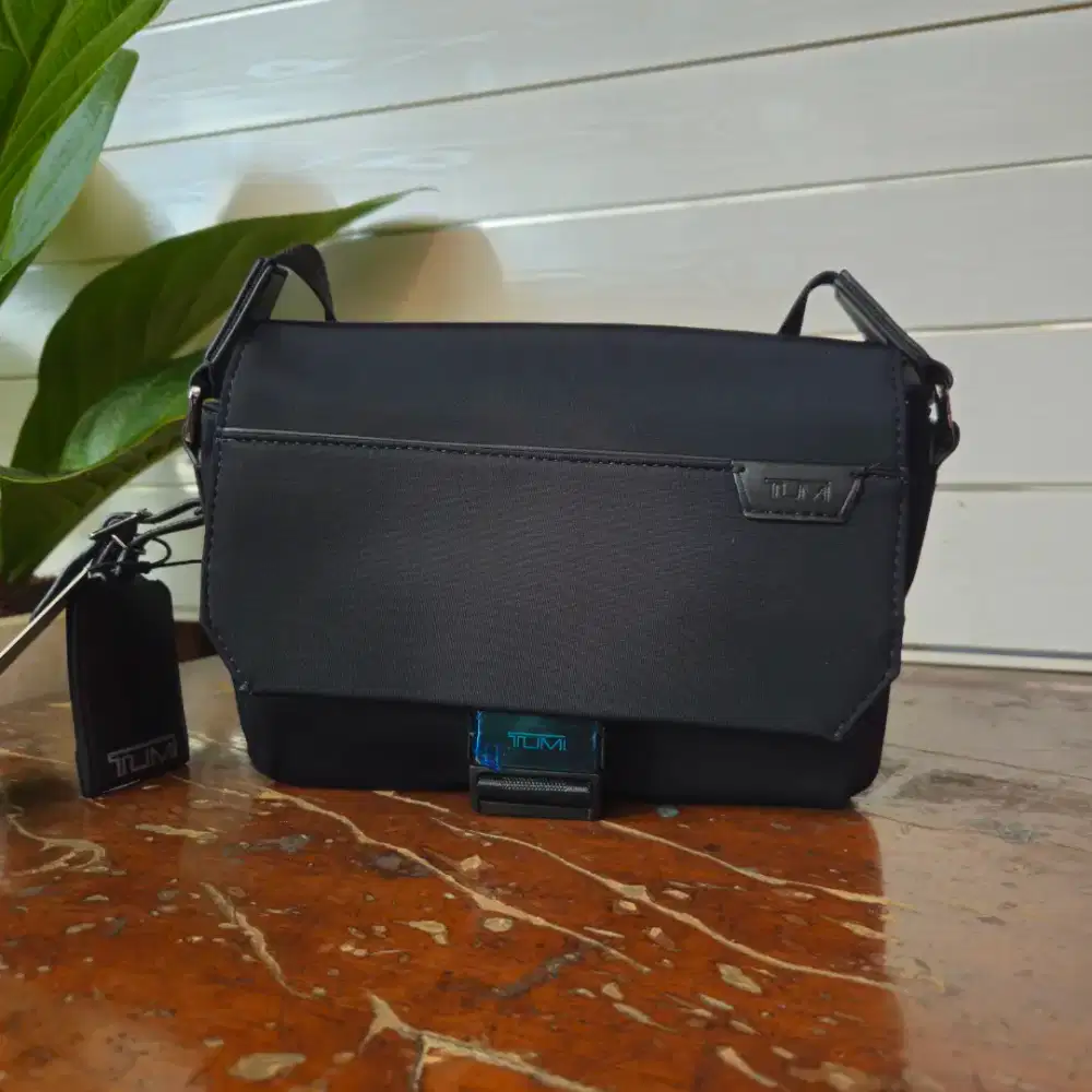 TUMI - TAS SELEMPANG PRIA PREMIUM