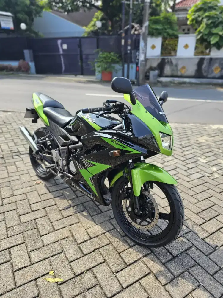 NINJA RR NEW 2014 UNIT GRESS BERGARANSI FULL ORI PAJAK HIDUP SSLENGKAP