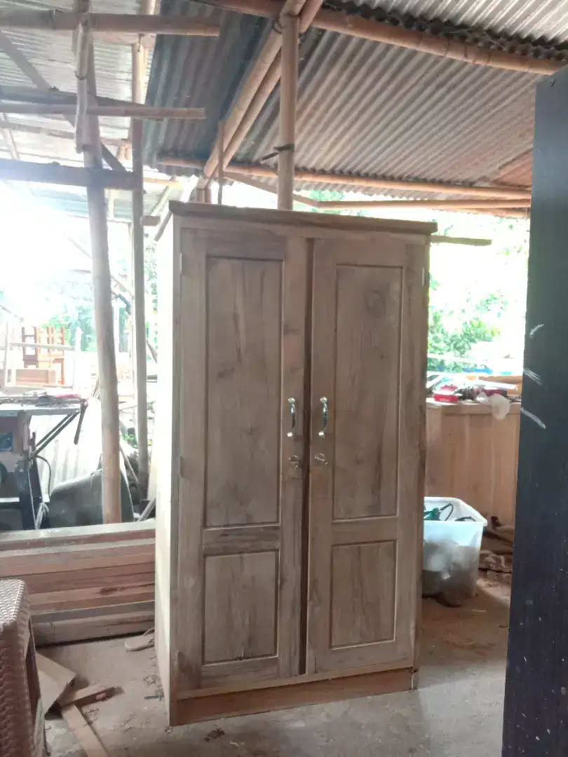 lemari baju kayu jati