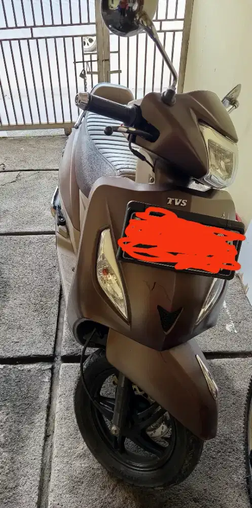 TVS Callisto 110 coklat