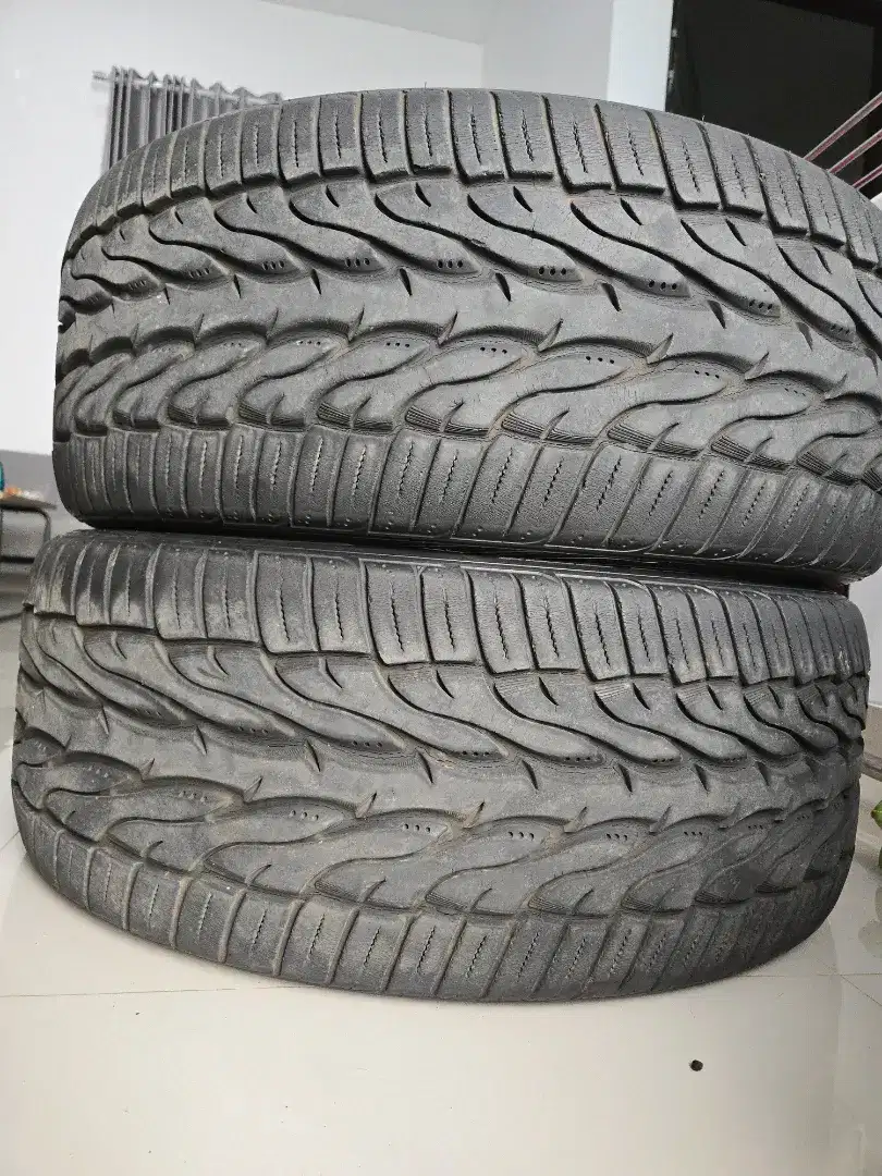Ban Toyo Proxes ST II 265 40 r22