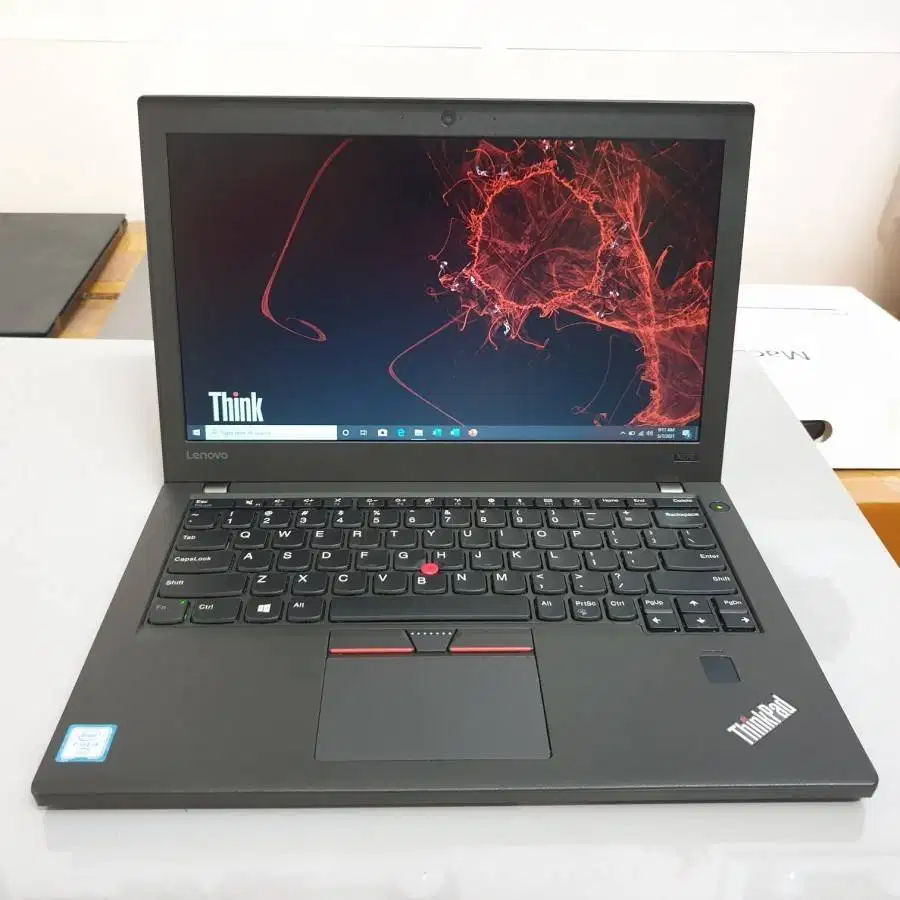 Laptop Lenovo Thinkpad X270 Core i5 GEN 7 RAM 16/256GB D-AK