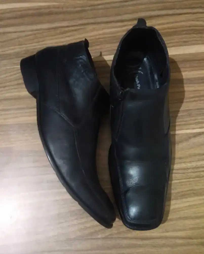 HUSH PUPPIES Semi Boots, Kulit, 44, FormiL, Elegan, Eksklusif, Nyaman