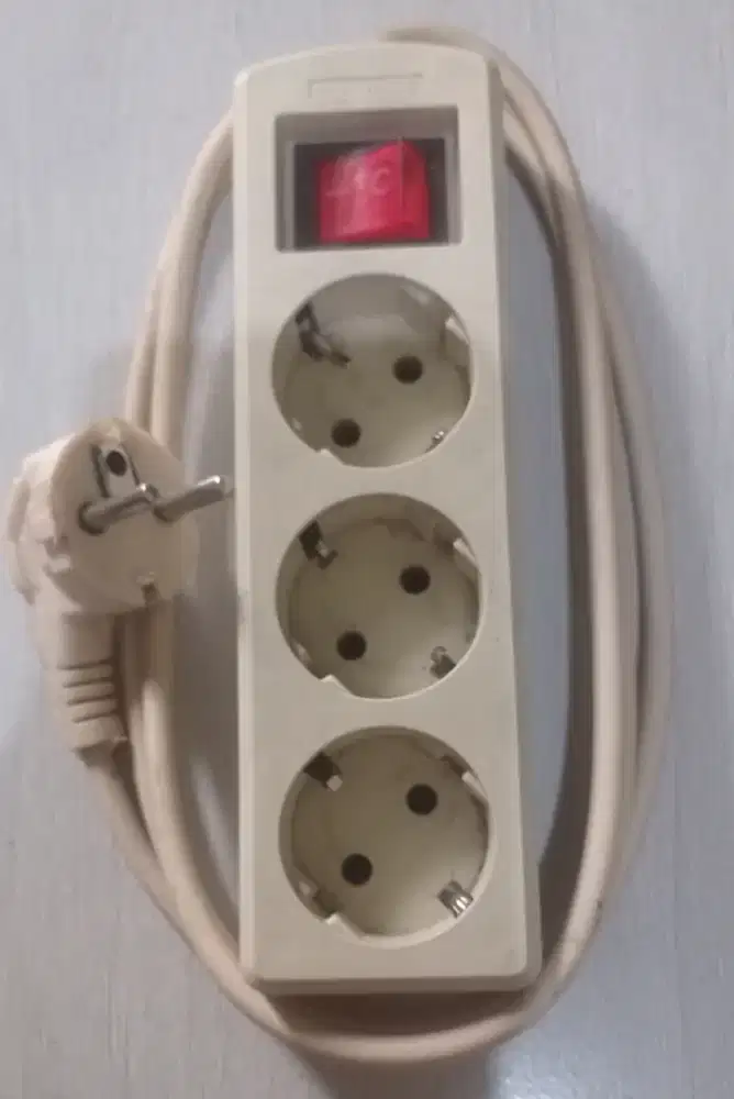 PIOLINE stop kontak 3 lobang kuningan asli