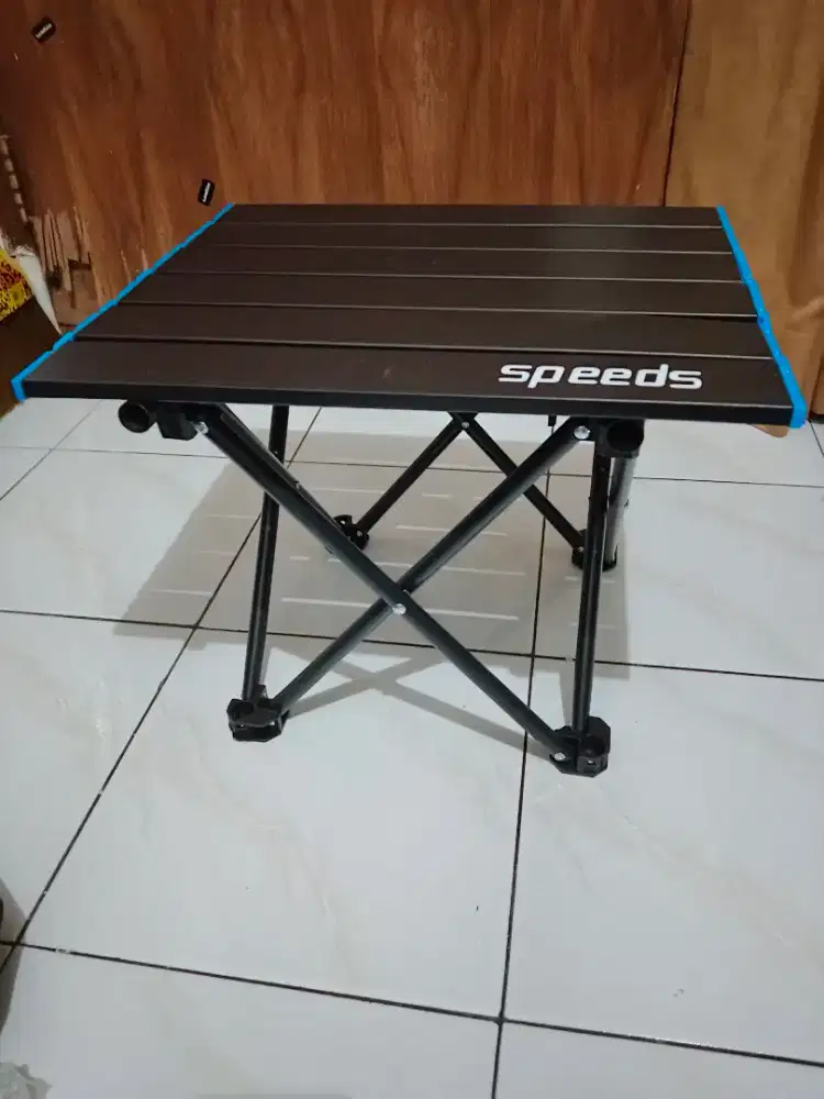 Meja Lipat Outdoor Serbaguna Merk Speeds Warna Hitam UK.41x35x29cm
