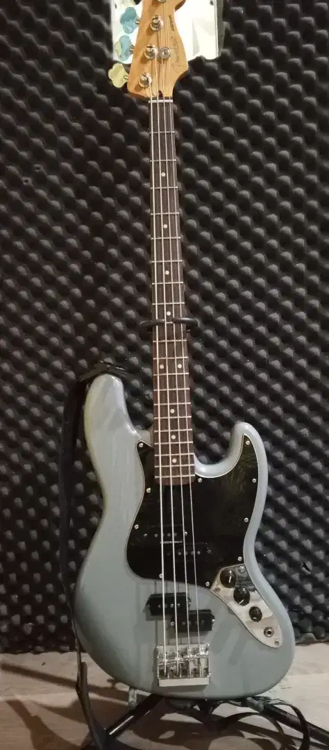Bass jazz Fender Mexico JB deluxe w/ Precision