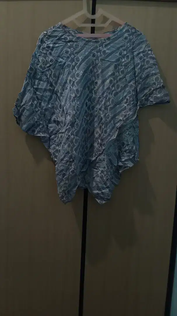 Atasan wanita preloved/thrifting