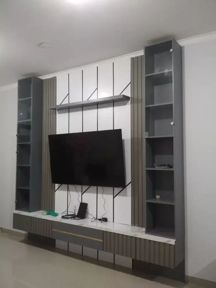 Backdrop tv mininalis