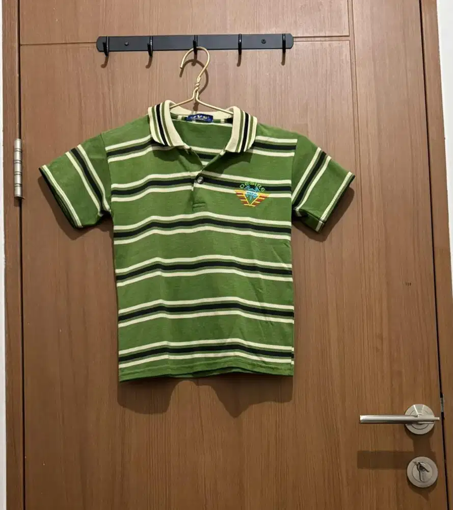 Kaos dan Kaos Berkerah