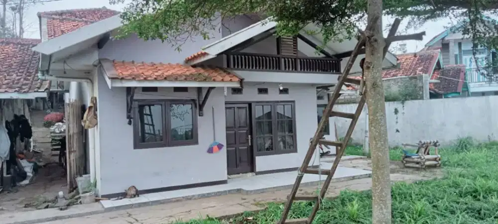 DI JUAL MURAH TANAH DAN BANGUNAN LUAS TANAH 700 METER PERSEGI