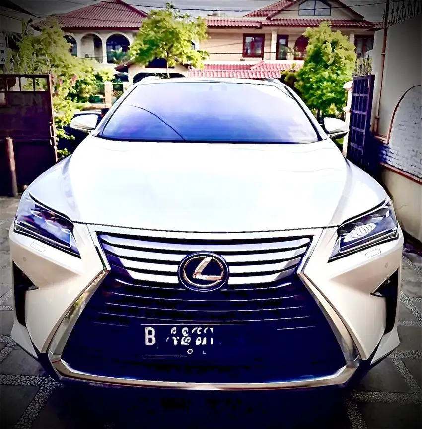 Lexus RX200t Luxury 2017 - STNK JULI 2026