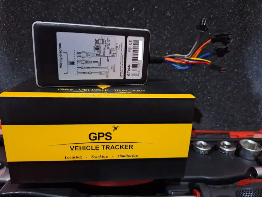 GT 06 N GPS tracker Pengaman & pelacak armada kendaraan anda.
