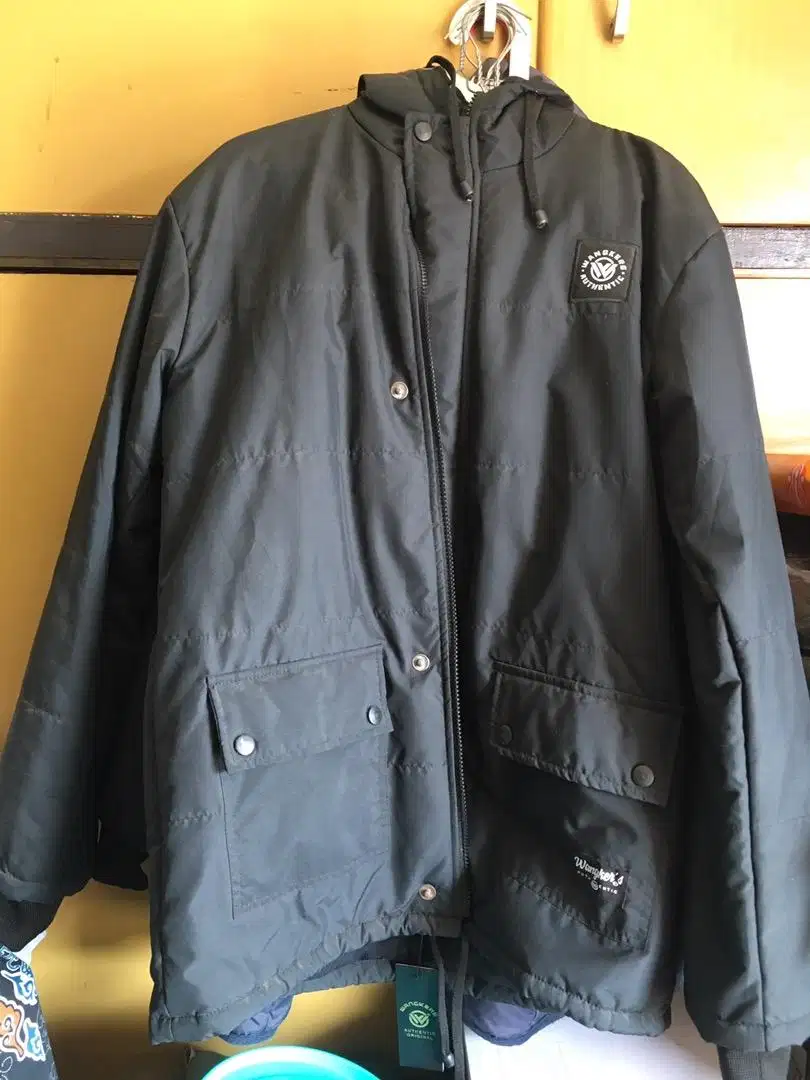 jaket outdoor Pria