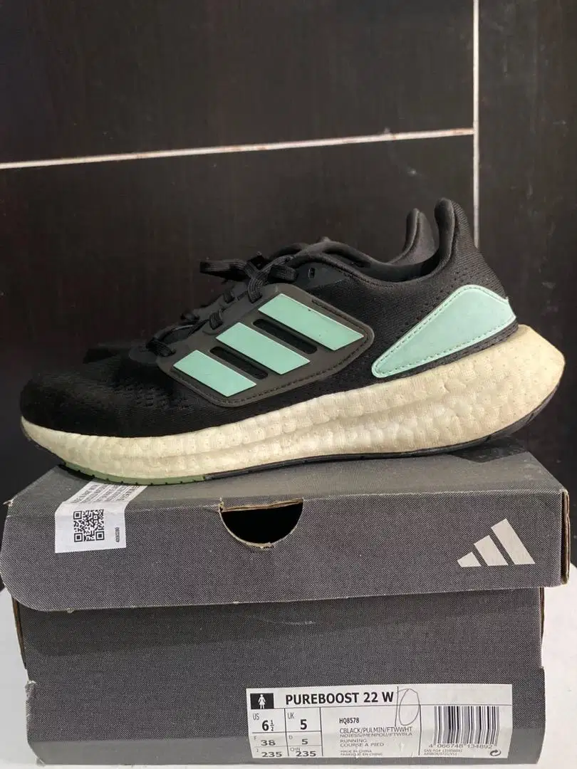 SEPATU ADIDAS PUREBOOST