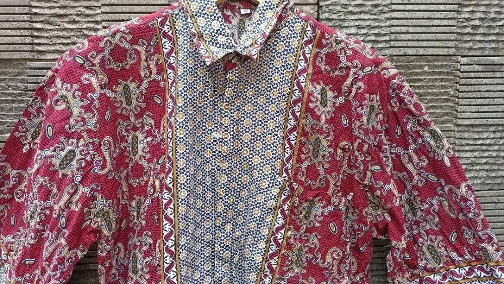 Baju Batik Maroon L model soket