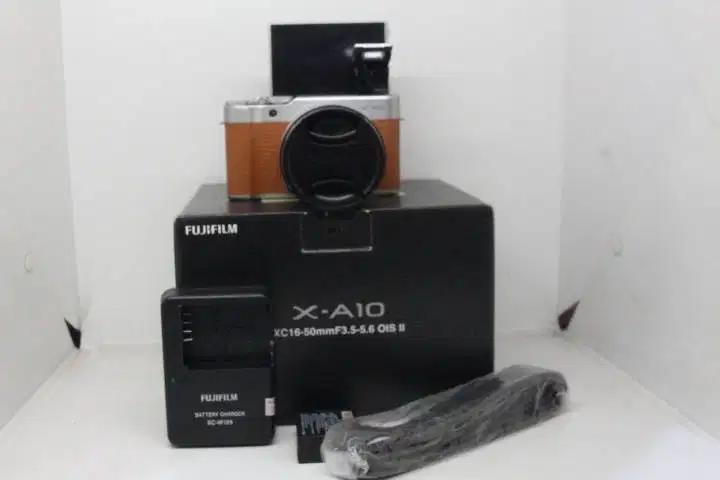 Mirorles FUJIFILM XA10 LENSA 16-50MM WIFI FULLSET BOX