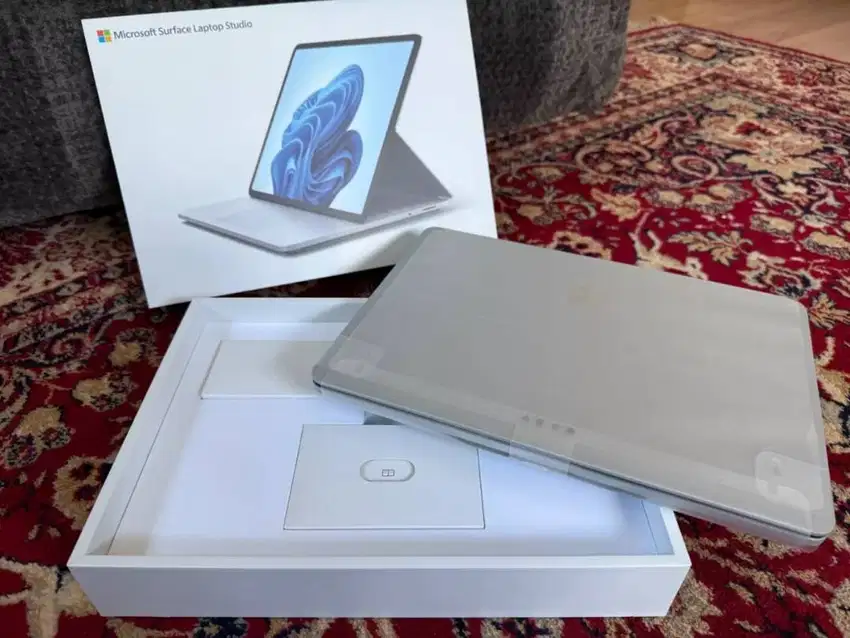 Microsoft Surface Laptop Studio i7-11370H 3.30GHz 16GB 1TB