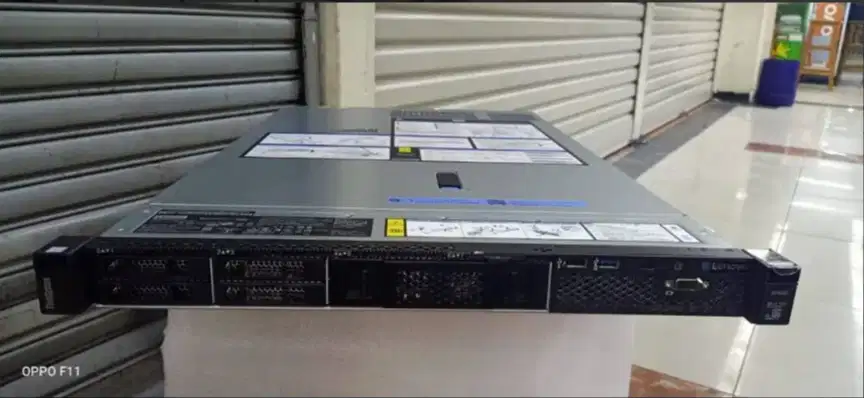 SERVER LENOVO SR650 2U Proc dobel silver,gold,platinum - D