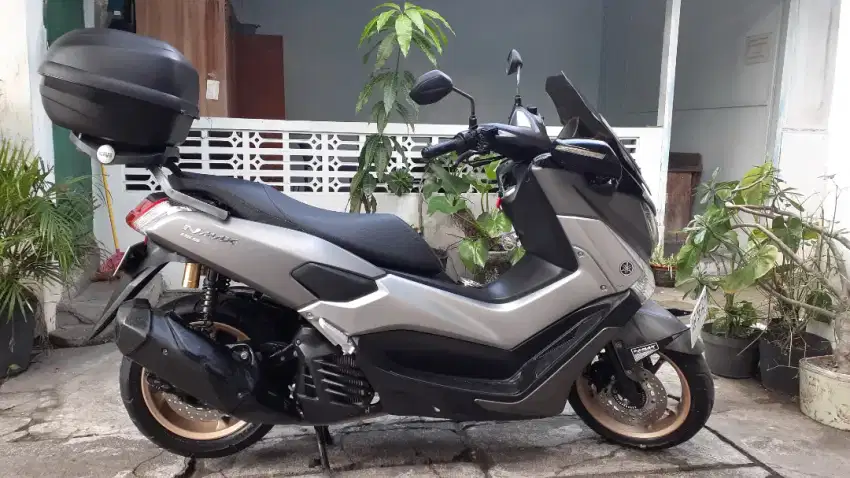DICARI,, N MAX 2017 Up  2018 PCX 2019 up 2020 up 2021 ADV 2022 up 2023