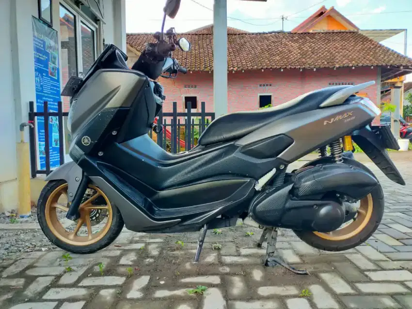 DICARI,, N MAX 2017 Up  2018 PCX 2019 up 2020 up 2021 ADV 2022 up 2023