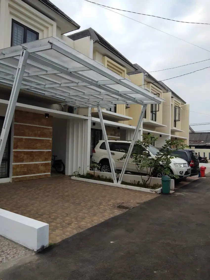 BAMBU APUS CIPAYUNG JAKARTA TIMUR TOWHOUSE BARU TOTAL 5 UNIT N02