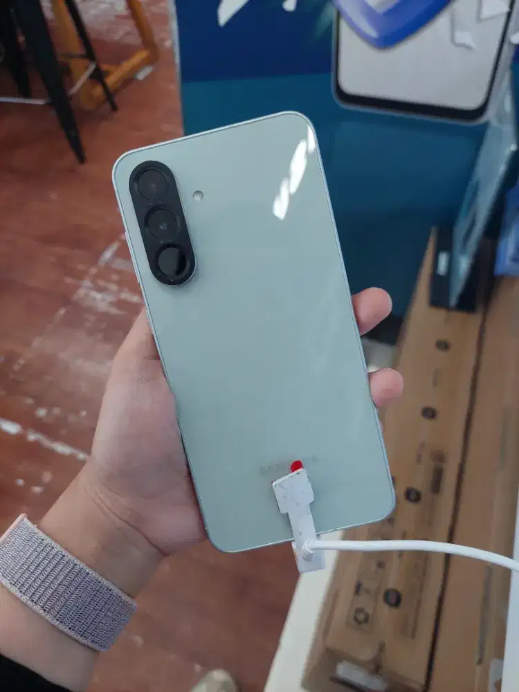 Samsung galaxy A56 Promo Free Adaptor 25W Ori