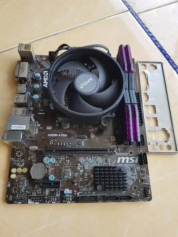 Sepaket AMD Ryzen 3 1200 | MSI A320M-A PRO | Ram 8GB Vgen DDR4
