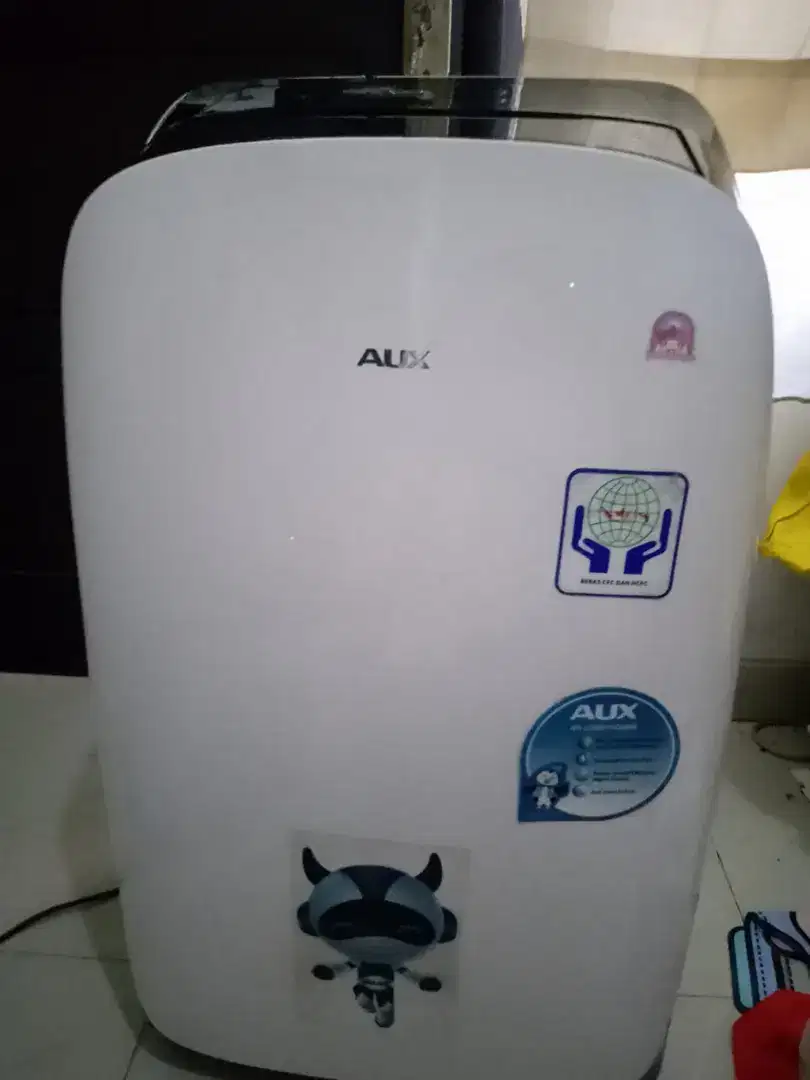 Super Dingin+Mulus, bs geser sana sini, AC Standing AUX 1.5 PK