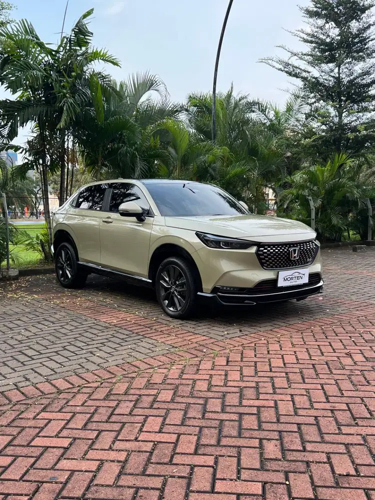 (LIKE NEW) Honda HRV 1.5L RS Turbo 2023