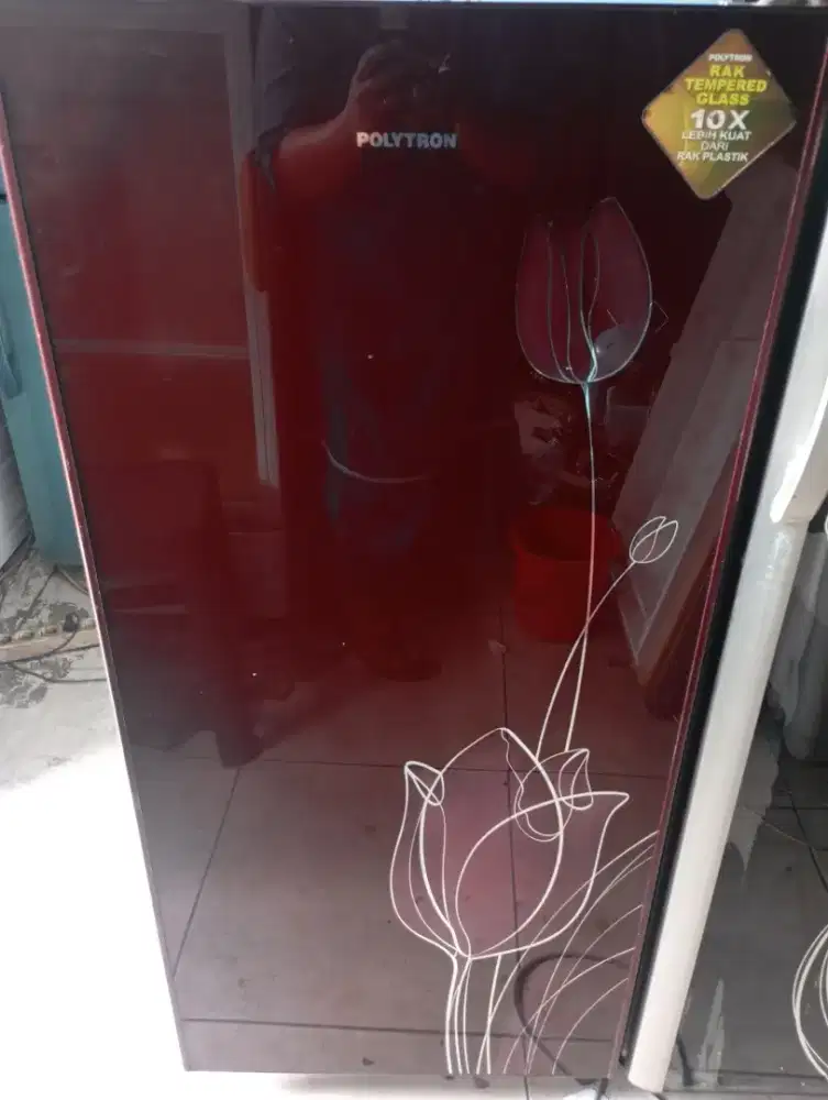Kulkas Polytron siap pkai
