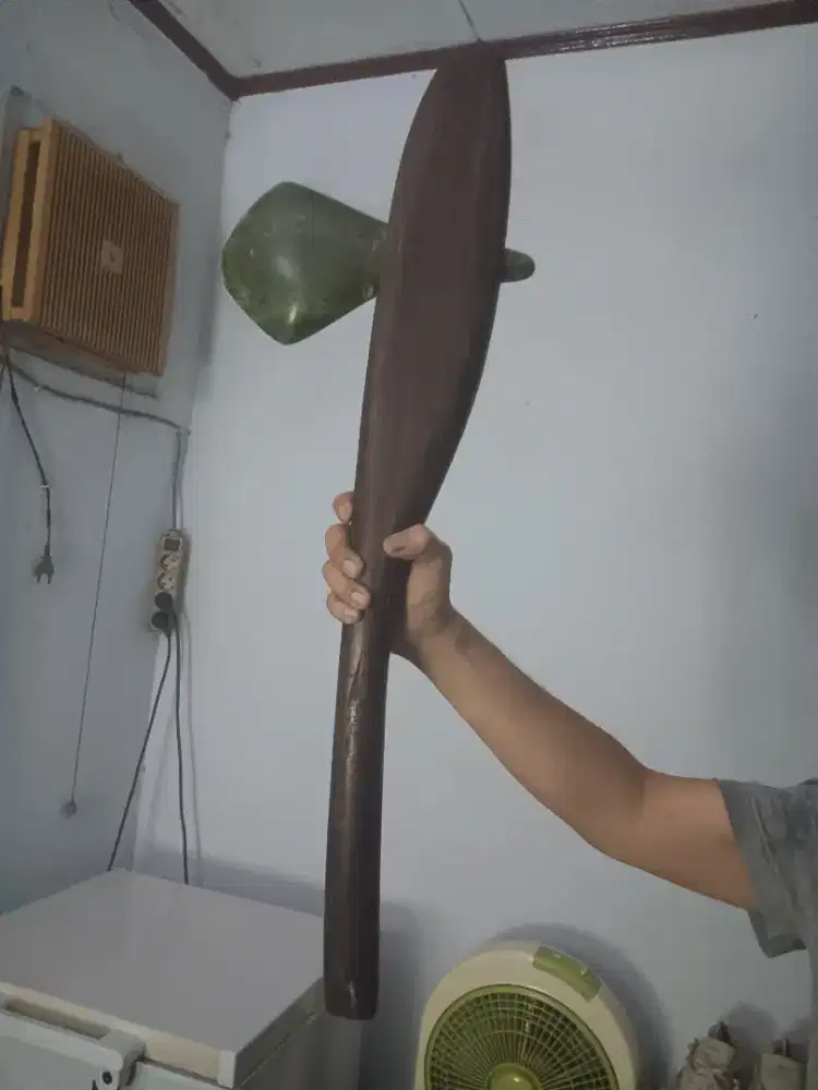 Kapak Batu Tradisional Papua