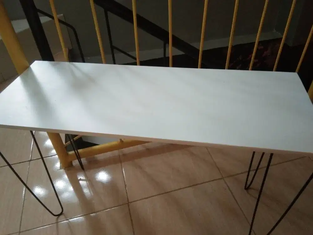 DIJUAL Meja Simple BARU!
